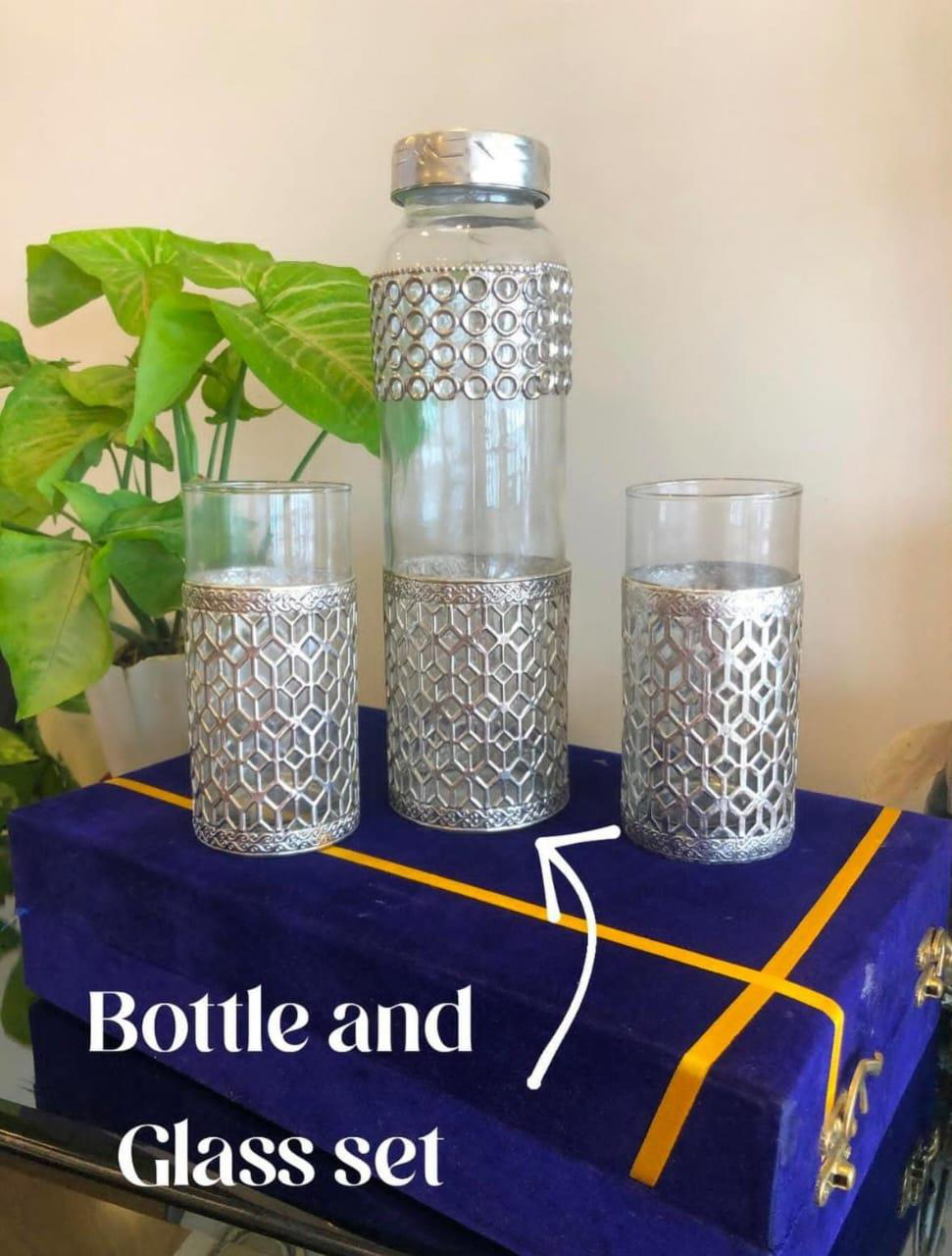 Silver Glass Bottle set (Capacity: 1 litre)